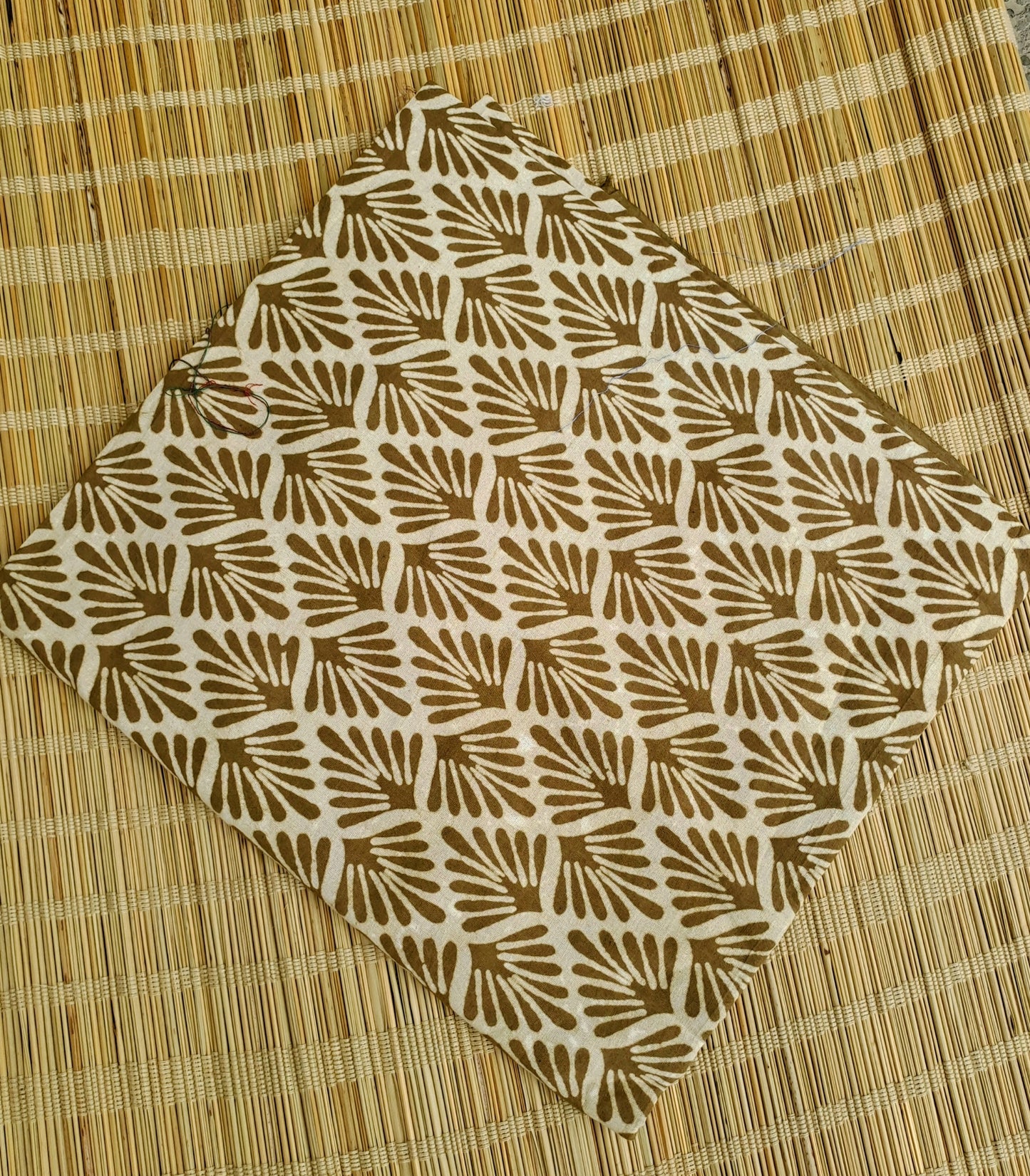 BROWN HANDBLOCKED COTTON PRECUT 2.5M FABRIC