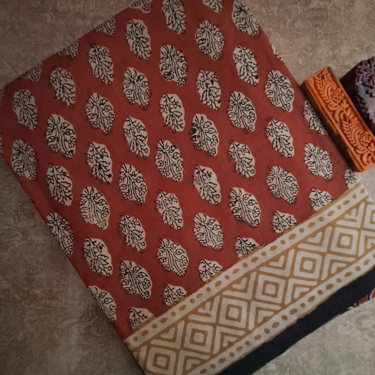EARTH COLOUR HANDBLOCK MULMUL SAREE