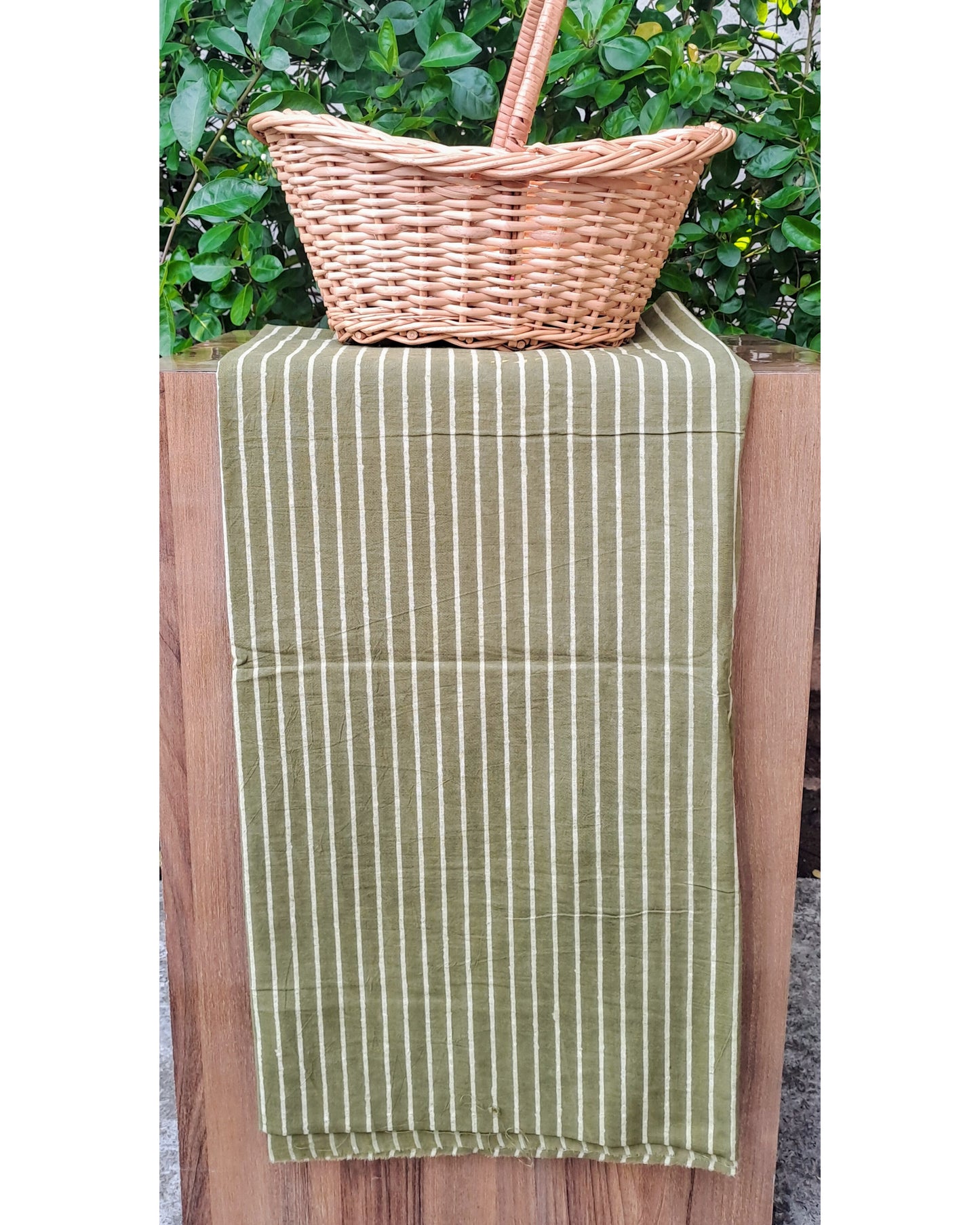 OLIVE GREEN HANDBLOCKED COTTON PRECUT 2.5M FABRIC