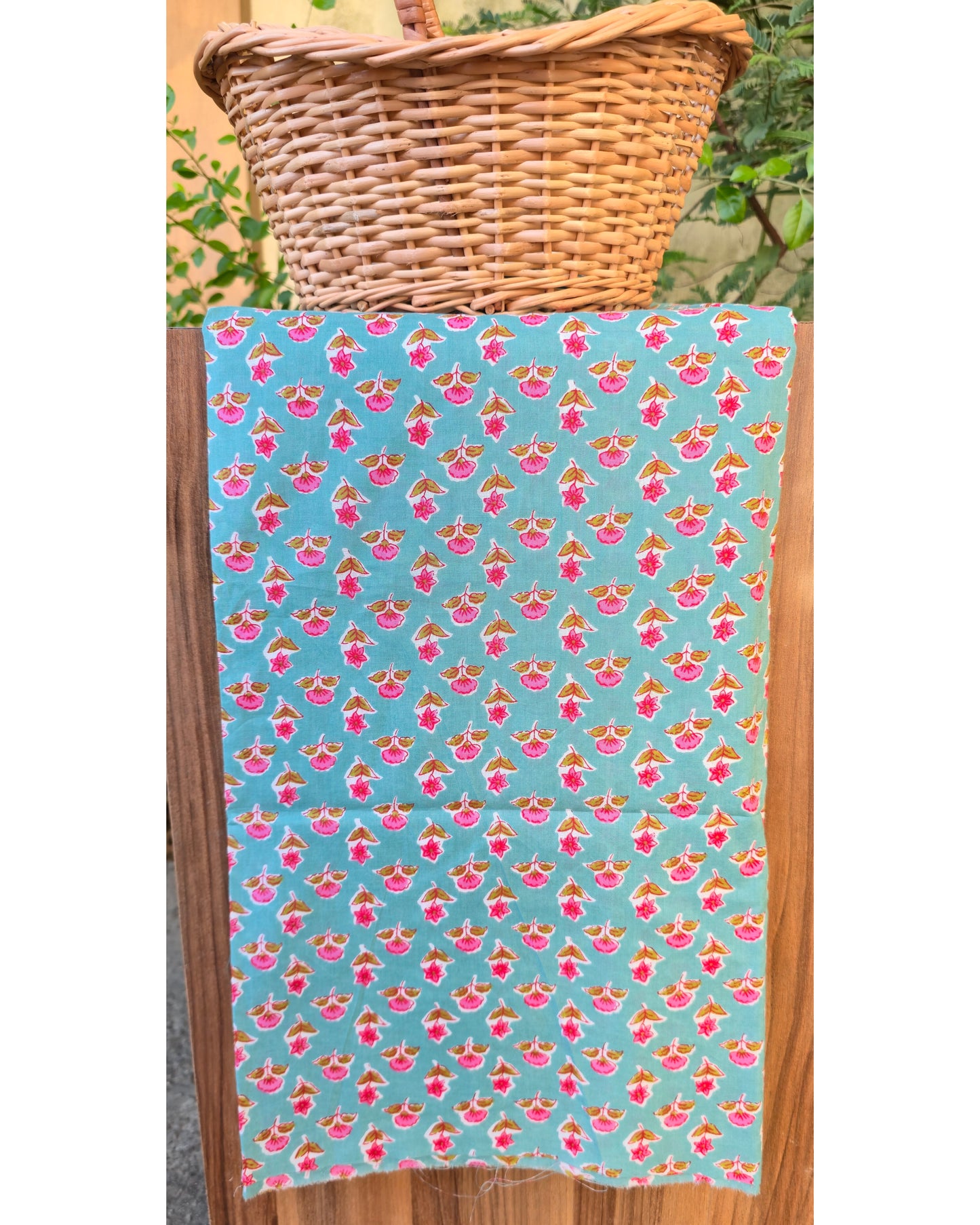 BABY GREEN HANDBLOCKED COTTON PRECUT 2.5M FABRIC