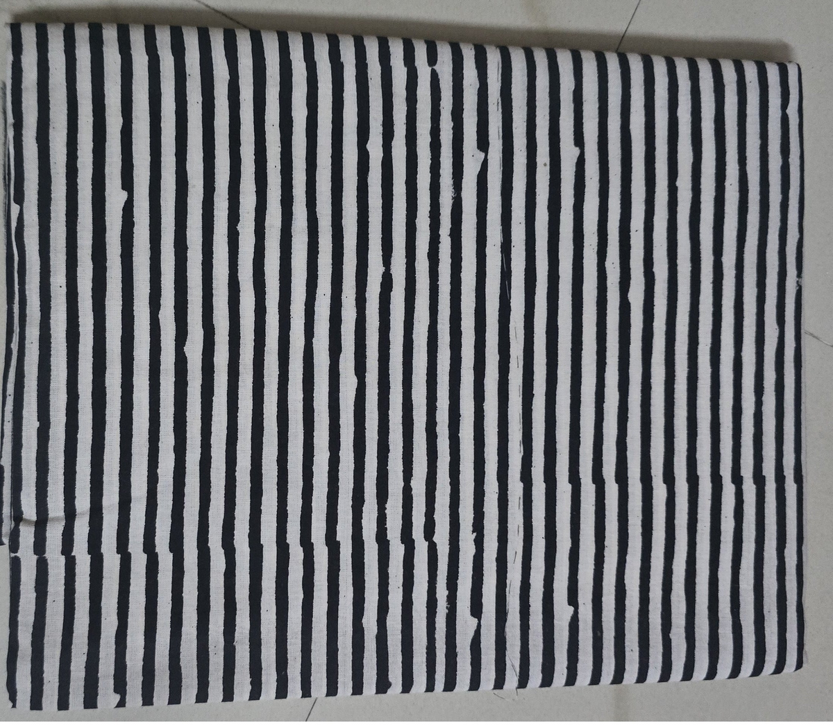 BEIGE BLACK HANDBLOCKED COTTON PRECUT 2.5M FABRIC