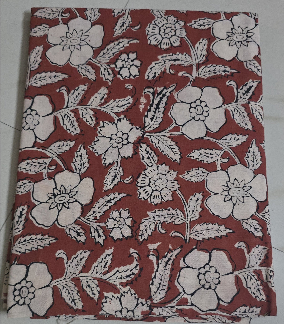 BRICK RED HANDBLOCKED COTTON PRECUT 2.5M FABRIC
