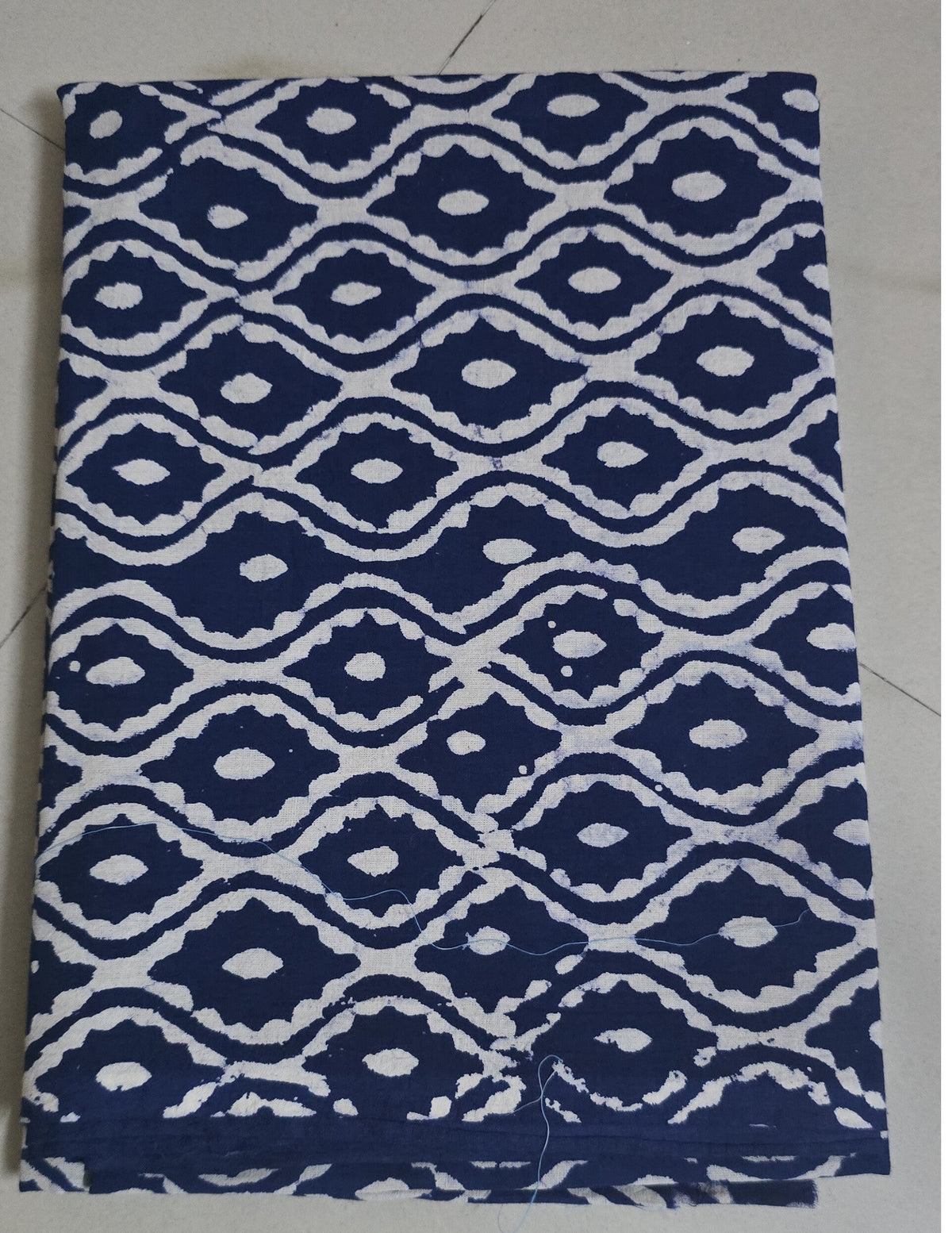 INDIGO HANDBLOCKED COTTON PRECUT 2.5M FABRIC