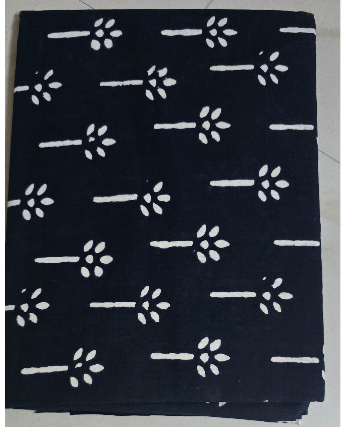BLACK HANDBLOCKED COTTON PRECUT 2.5M FABRIC