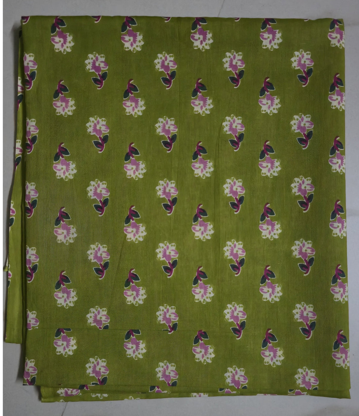 GREEN HANDBLOCKED COTTON PRECUT 2.5M FABRIC