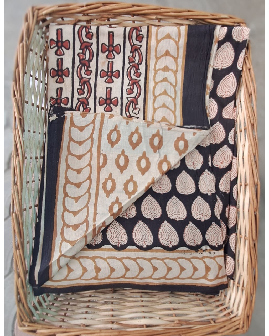 BLACK HANDBLOCK MULMUL SAREE