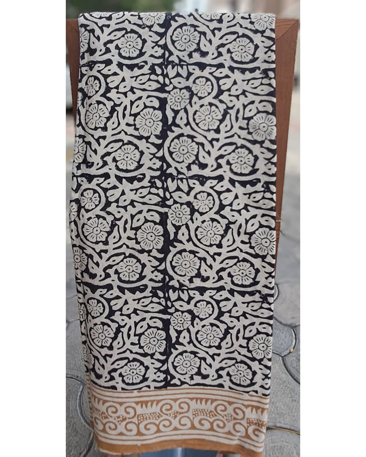 BLACK HANDBLOCK MULMUL SAREE