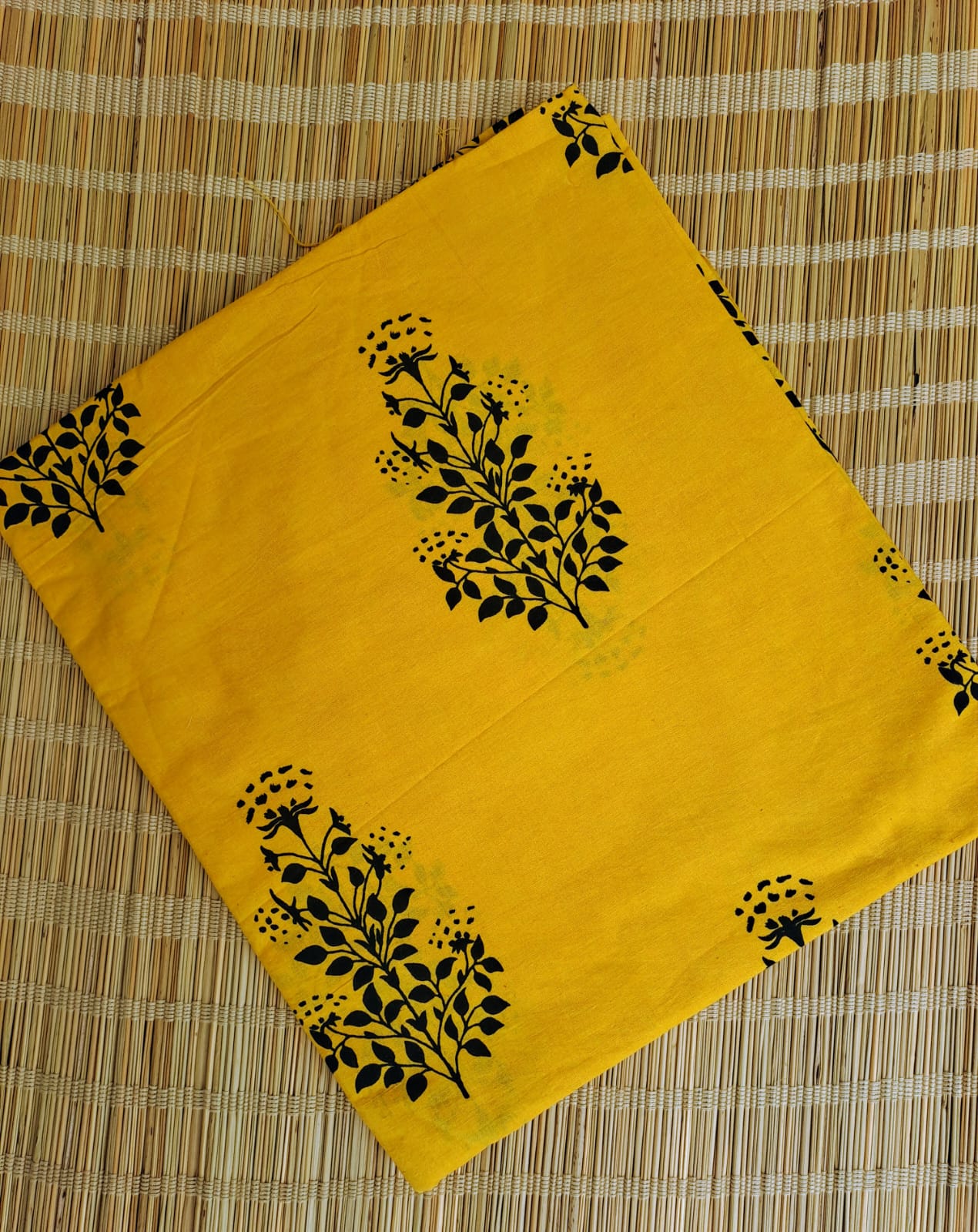 YELLOW HANDBLOCKED COTTON PRECUT 2.5M FABRIC