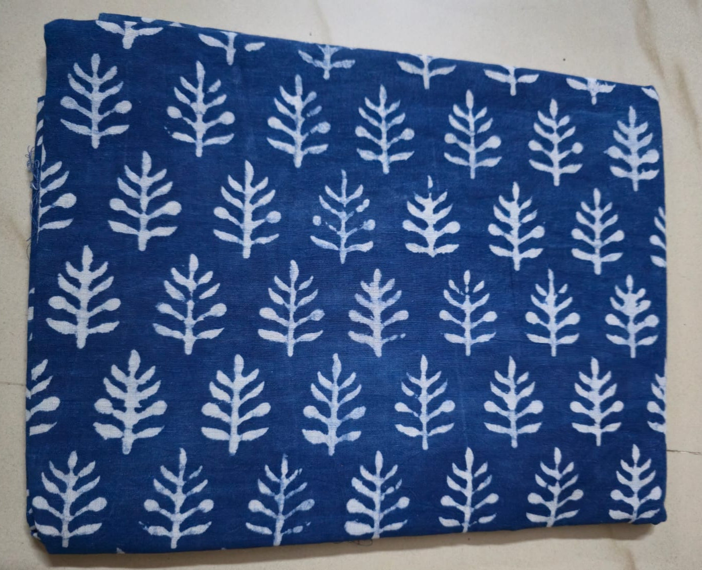 INDIGO HANDBLOCKED COTTON PRECUT 2.5M FABRIC