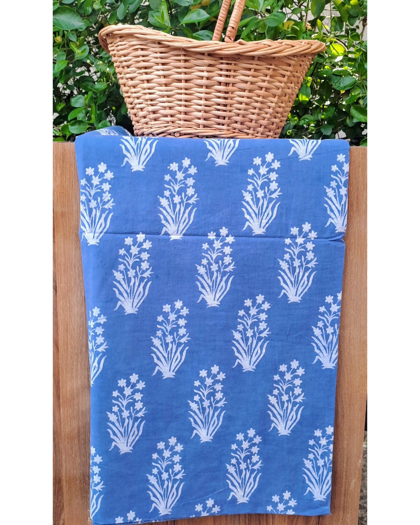 LIGHT BLUE HANDBLOCKED COTTON PRECUT 2.5M FABRIC