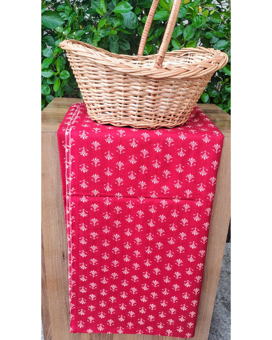 RED HANDBLOCKED COTTON PRECUT 2.5M FABRIC