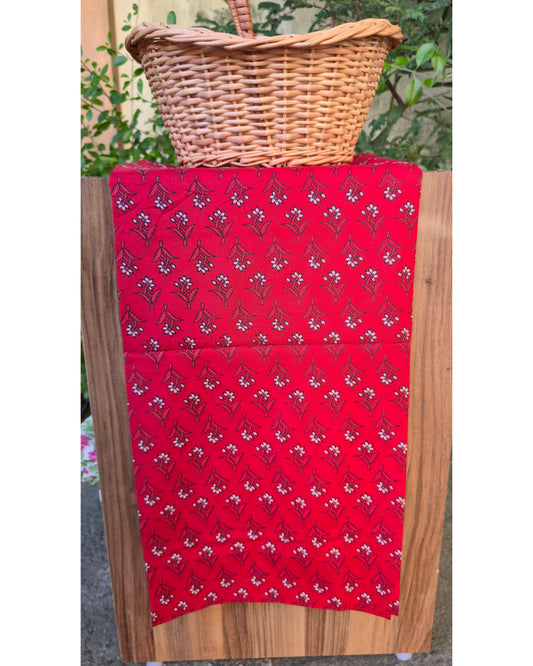 RED HANDBLOCKED COTTON PRECUT 2.5M FABRIC
