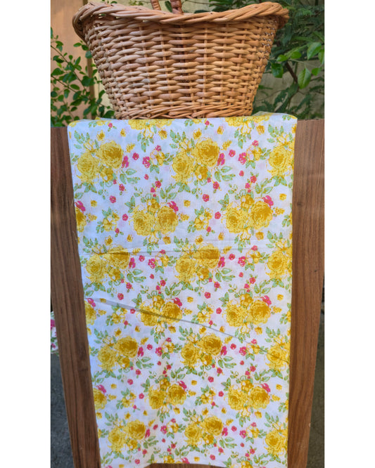 WHITE HANDBLOCKED COTTON PRECUT 2.5M FABRIC