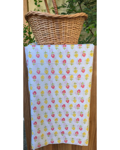 WHITE HANDBLOCKED COTTON PRECUT 2.5M FABRIC