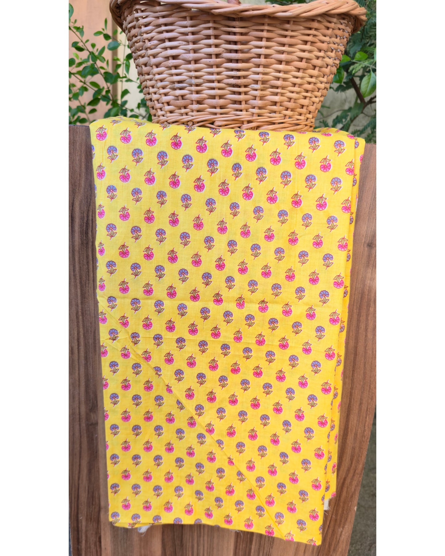 YELLOW HANDBLOCKED COTTON PRECUT 2.5M FABRIC