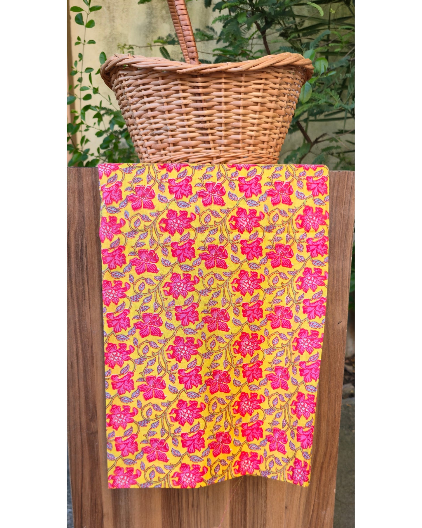 YELLOW & PINK HANDBLOCKED COTTON PRECUT 2.5M FABRIC