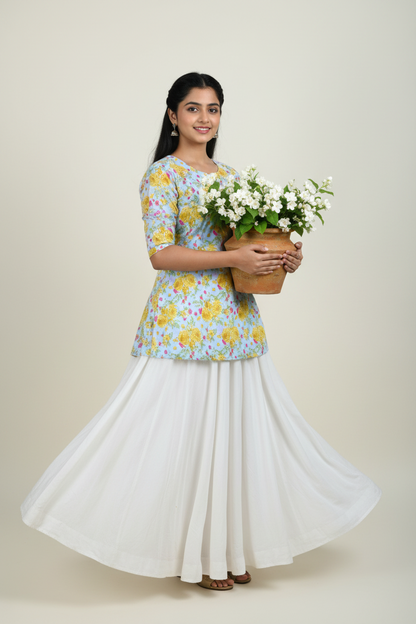 WHITE HANDBLOCKED COTTON PRECUT 2.5M FABRIC