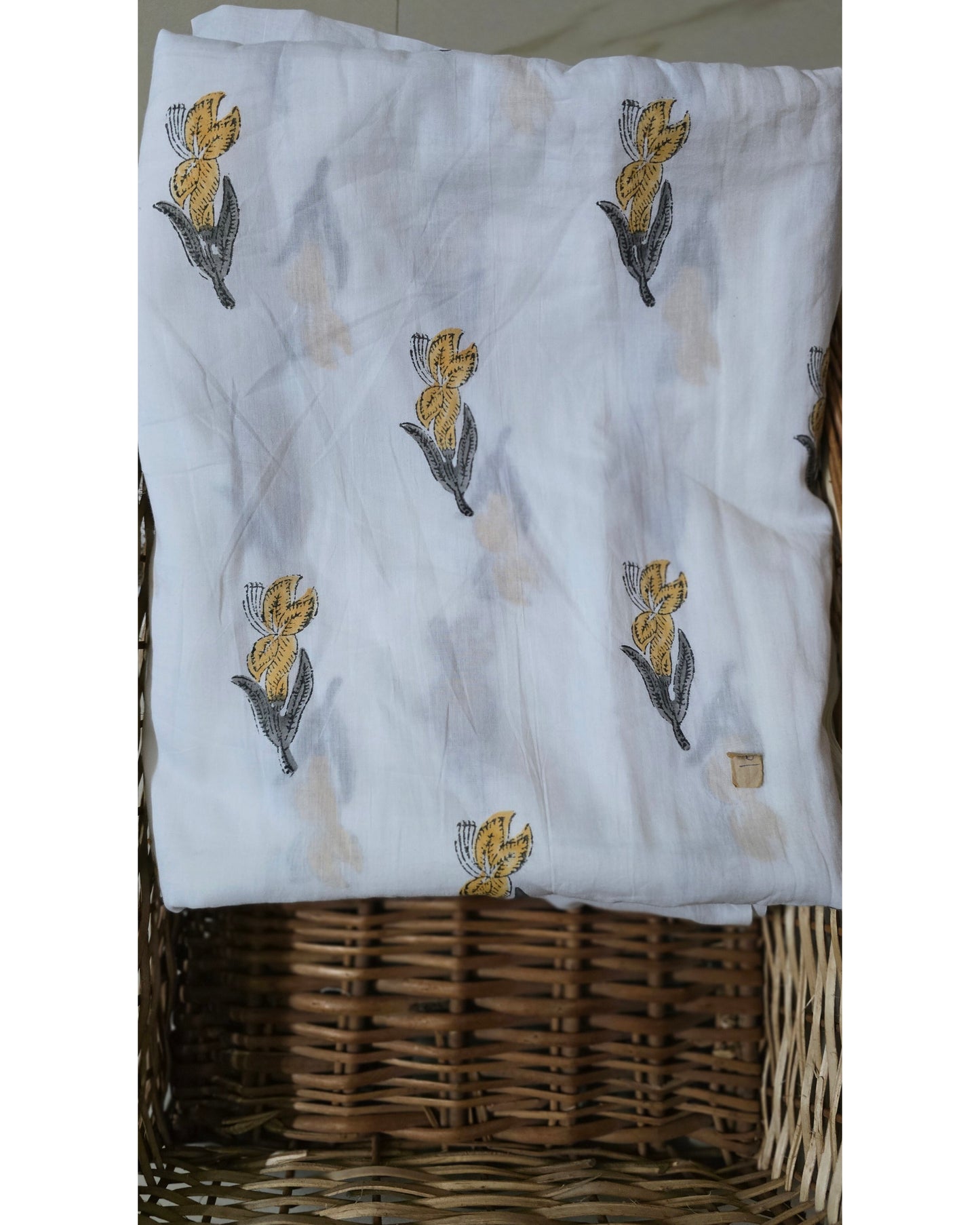 HANDBLOCKED COTTON MULMUL PRE-CUT 2.5 M FABRIC