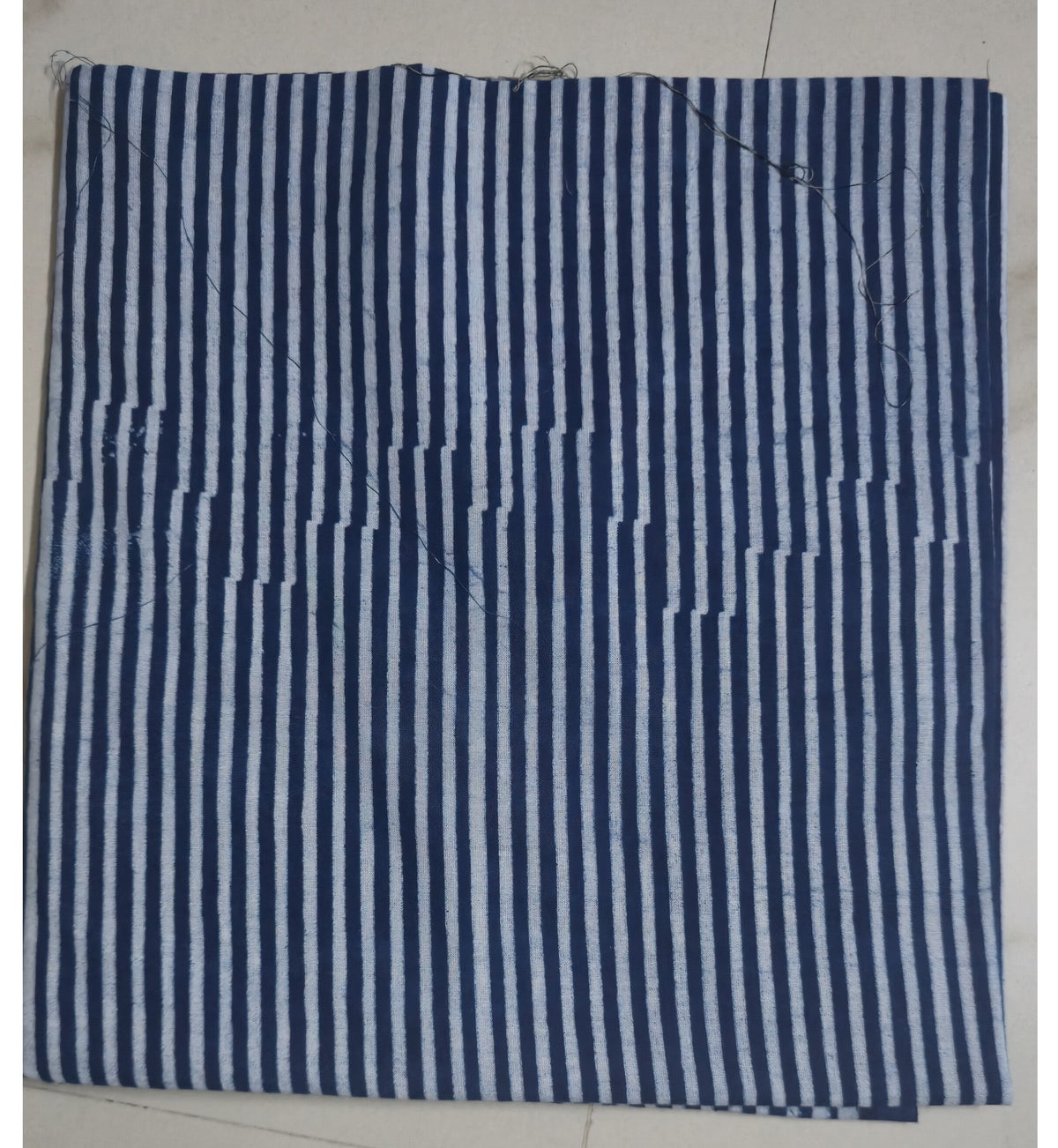INDIGO HANDBLOCKED COTTON PRECUT 2.5M FABRIC