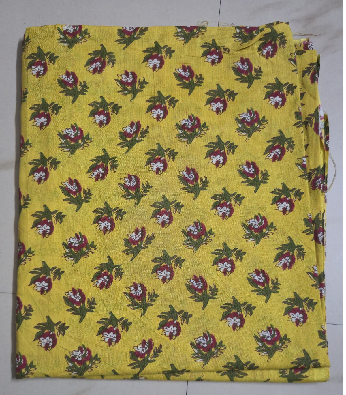YELLOW   HANDBLOCKED COTTON PRECUT 2.5M FABRIC