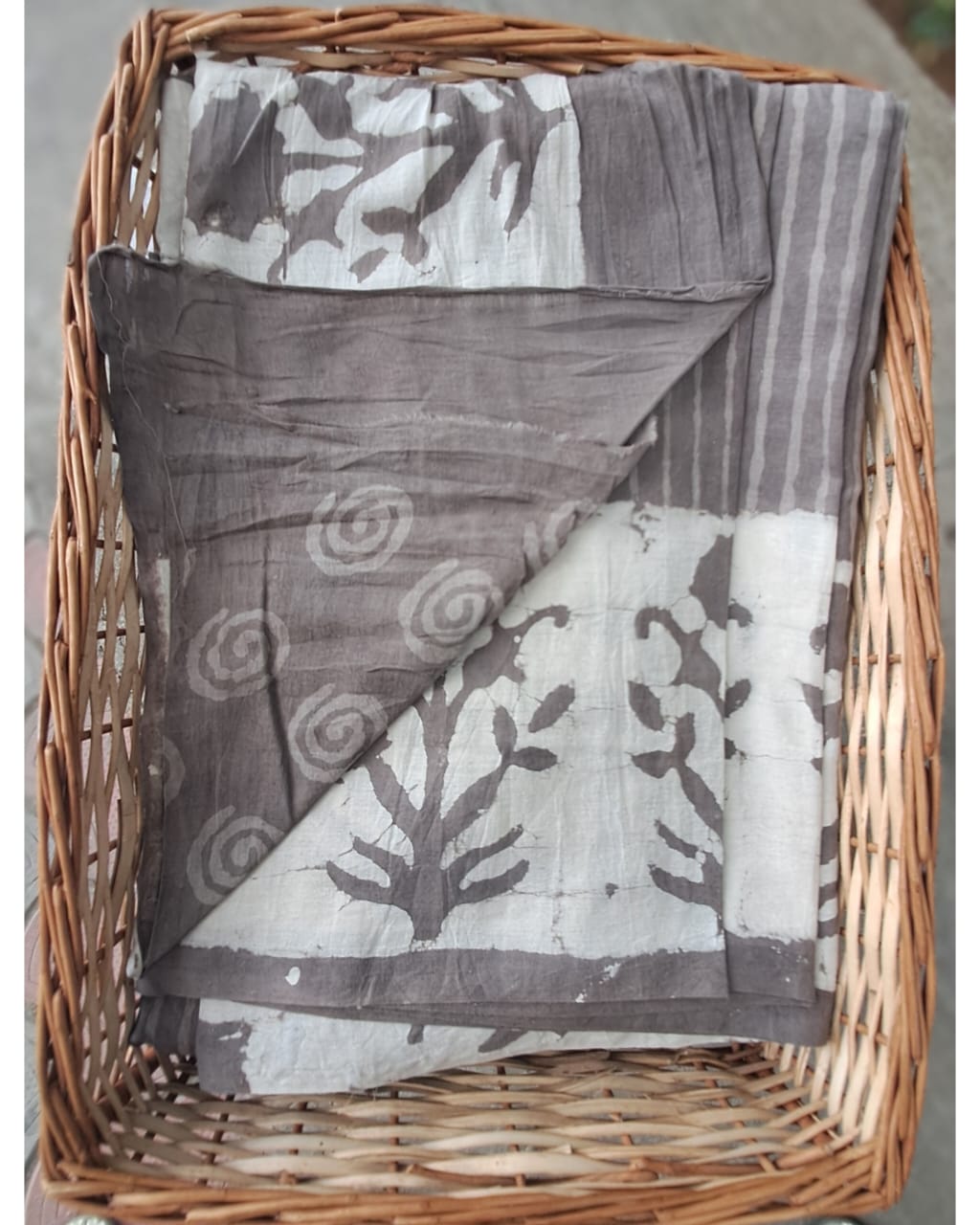 CHOCOLATE GREY HANDBLOCK MULMUL SAREE