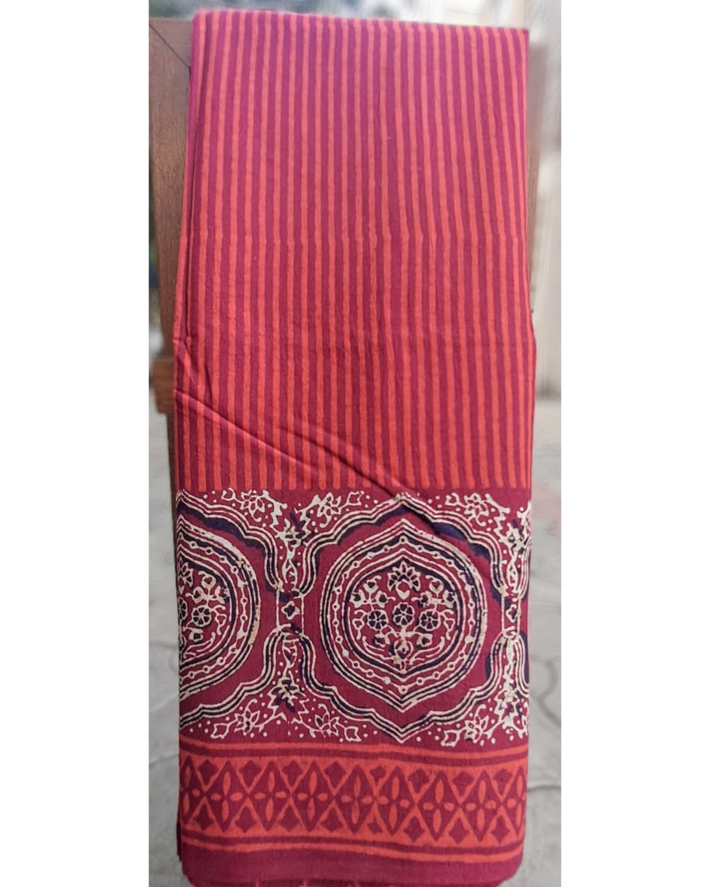 RED GEOMETRIC HANDBLOCK  MULMUL SAREE
