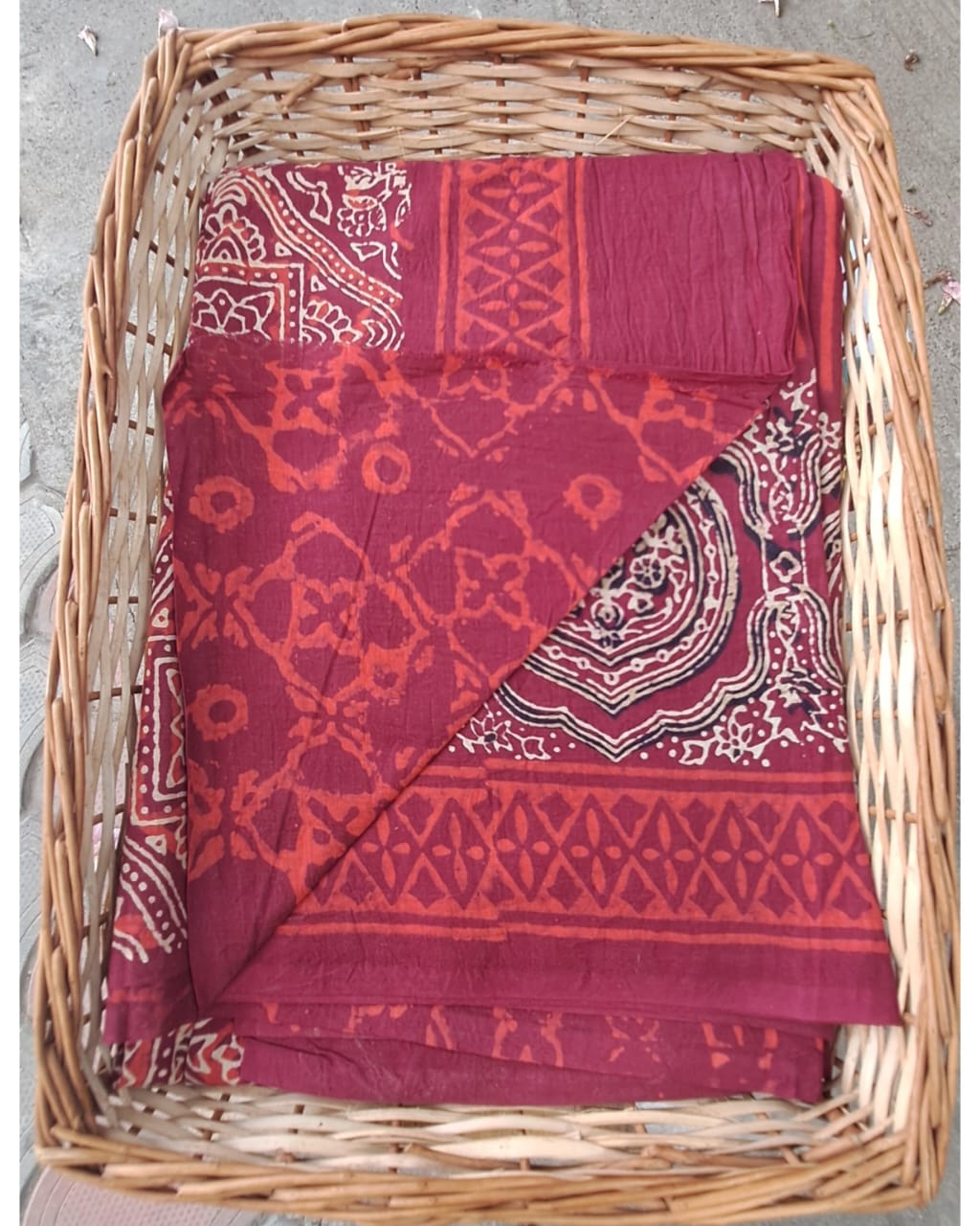 RED GEOMETRIC HANDBLOCK  MULMUL SAREE