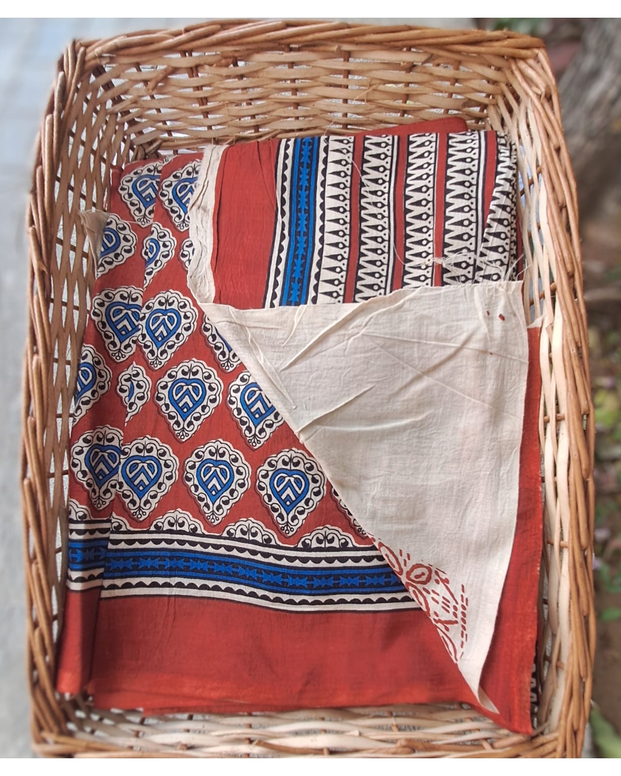 EARTH HANDBLOCK MULMUL SAREES
