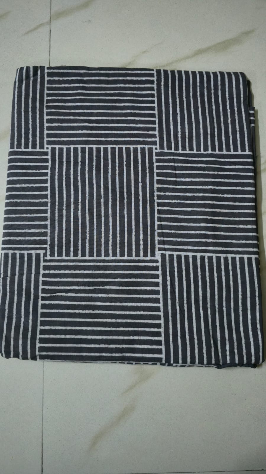 GREY HANDBLOCKED COTTON PRECUT 2.5M FABRIC