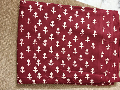 MAROON HANDBLOCKEDCOTTON 2.5 PRECUT FABRIC