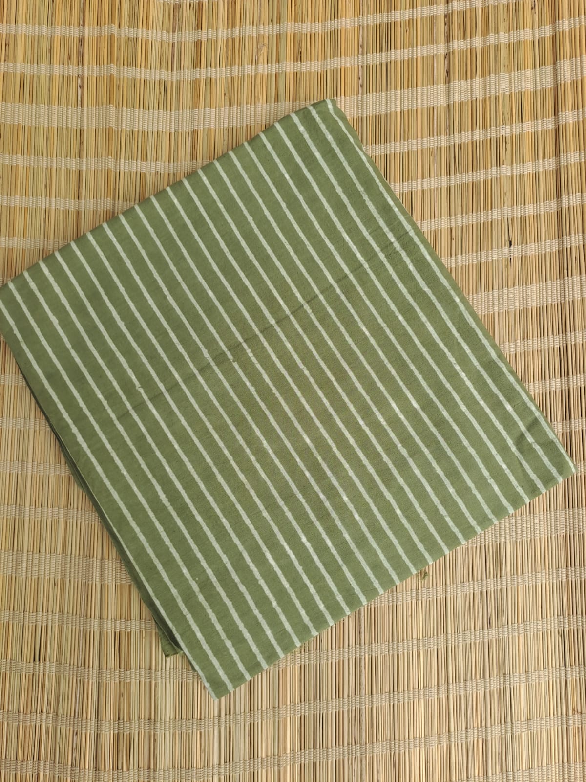 OLIVE GREEN HANDBLOCKED COTTON PRECUT 2.5M FABRIC