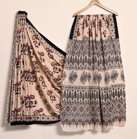 CREAM HANDBLOCKED MUL MUL SAREE