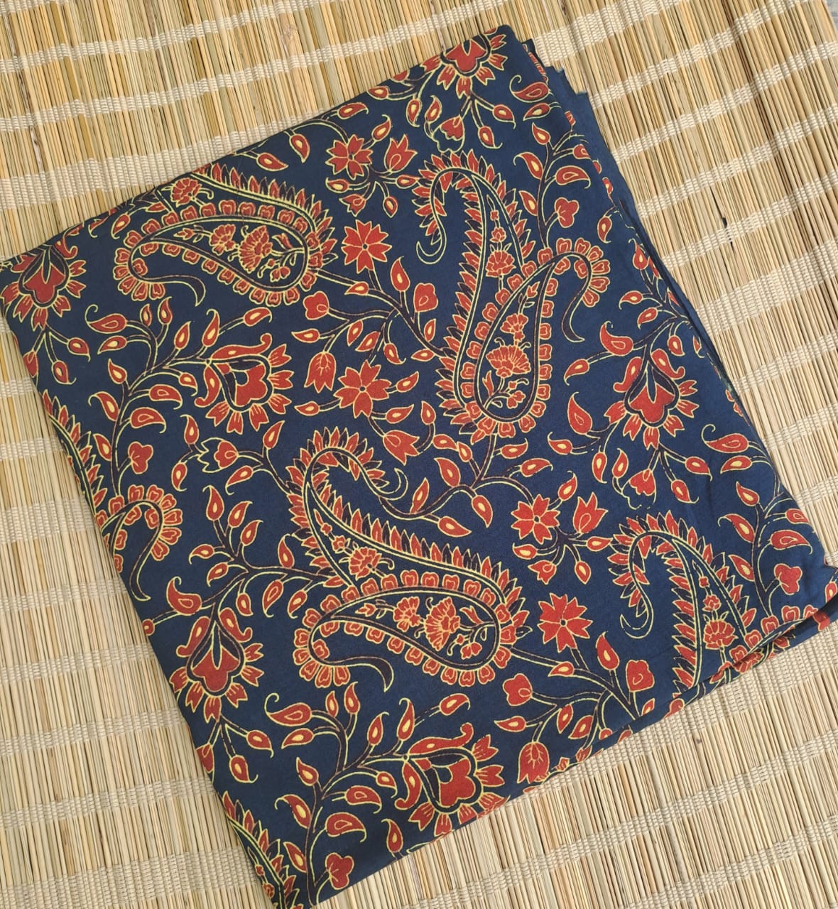 BLUE HANDBLOCKED COTTON PRECUT 2.5 FABRIC