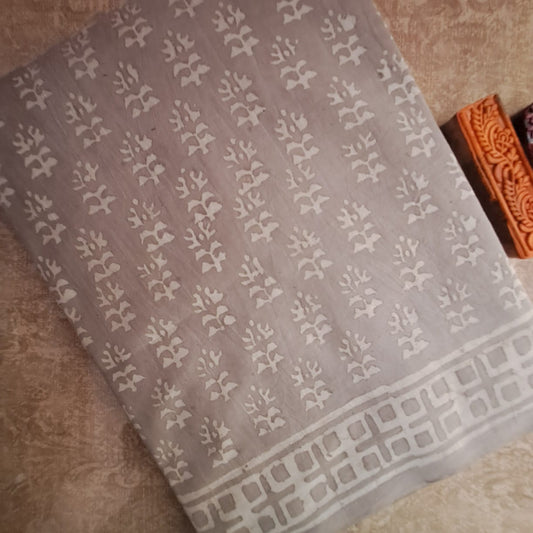 PALE BROWN HANDBLOCK  MULMUL SAREE